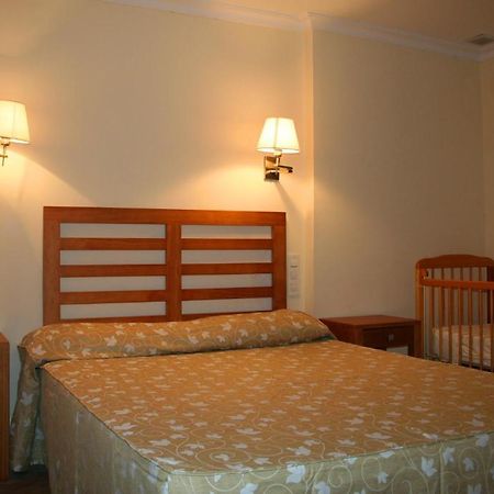Hostal Margarita La Línea de la Concepción Екстериор снимка