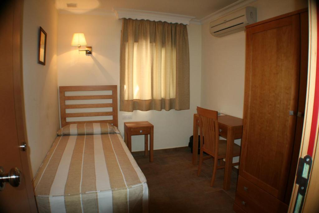 Hostal Margarita La Línea de la Concepción Стая снимка