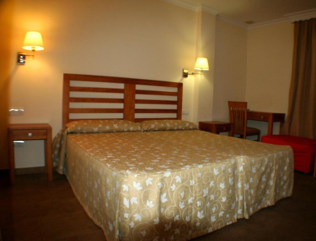 Hostal Margarita La Línea de la Concepción Екстериор снимка
