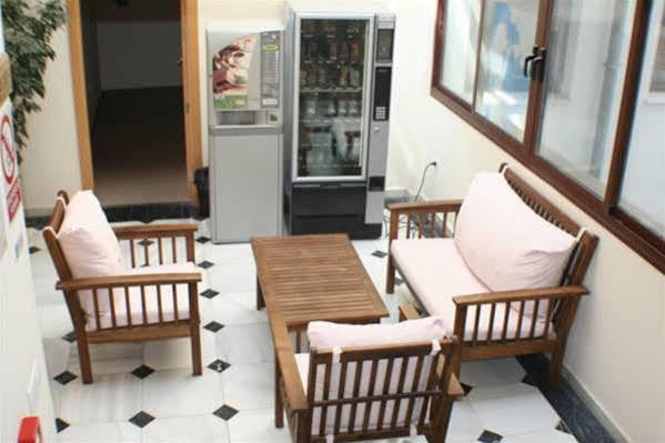 Hostal Margarita La Línea de la Concepción Екстериор снимка